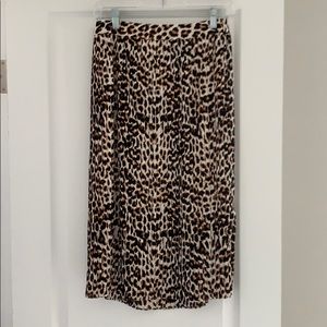 Leopard pleated midi skirt
